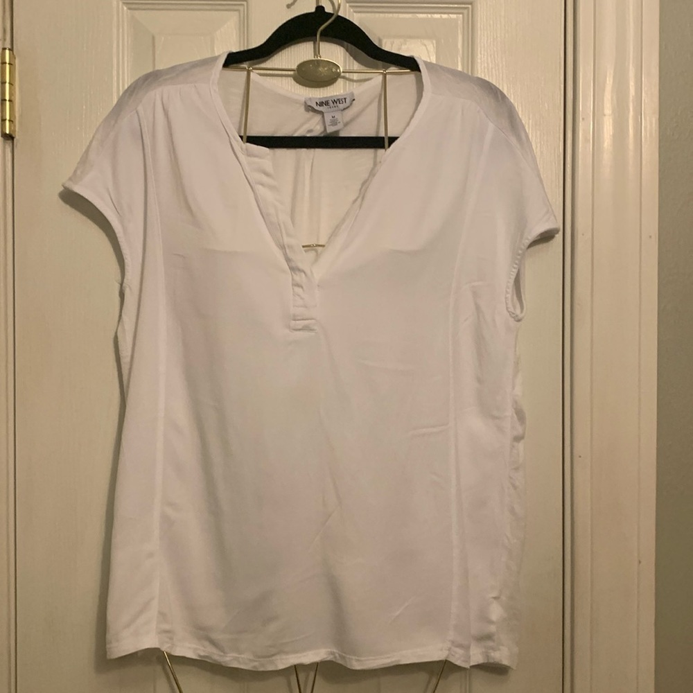 Nine West V-Neck Blouse Size M  #354